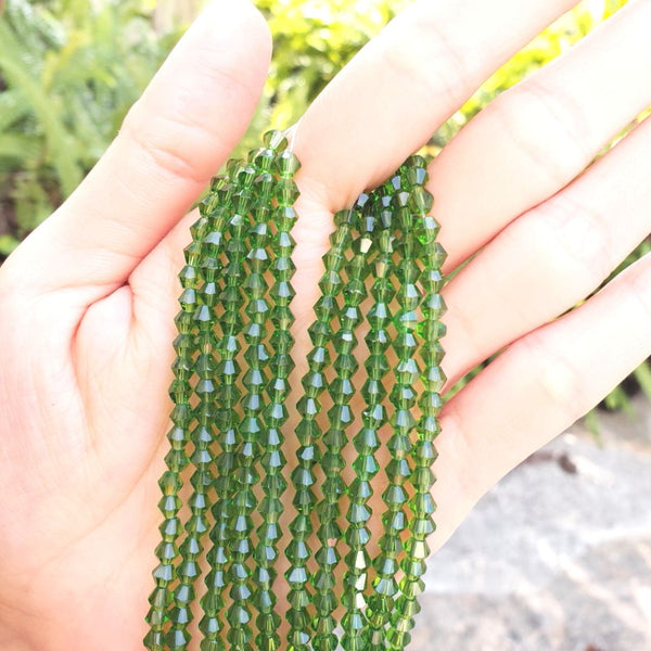 500pcs Creative Club Faceted Bicone Crystal Glass Beads, Peridot Green, 4mm (0.16 Inch) Small Tiny, Hole ID 0.9mm, CCB416