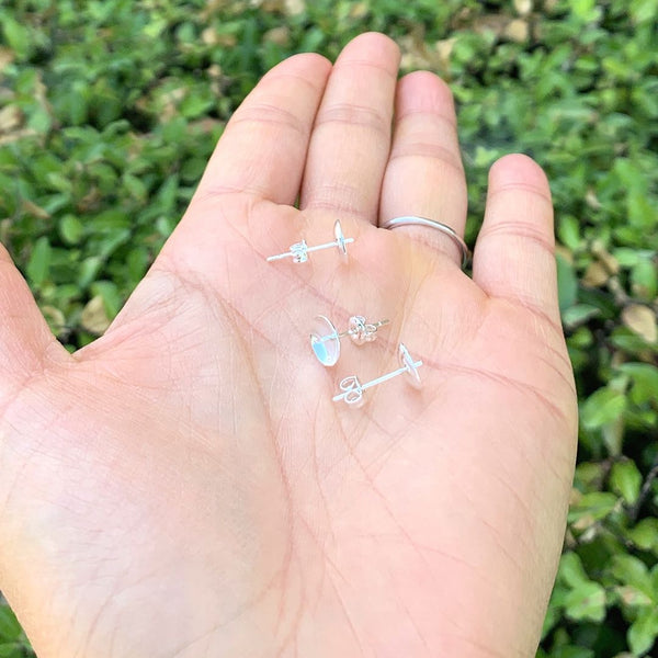 100pcs Tarnish Resistant Earring Posts Glue In Cup Settings, with 100pcs Earring Backs, Sterling Silver Plated Brass, Cup Size Selections: 4mm/6mm/8mm