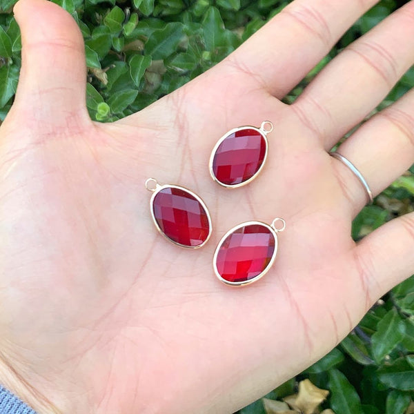 10pcs Grade A January Siam Red Oval Birthstone Charm Drops, 18K Yellow Gold Plated Brass, 18x13mm, CCP6-G1