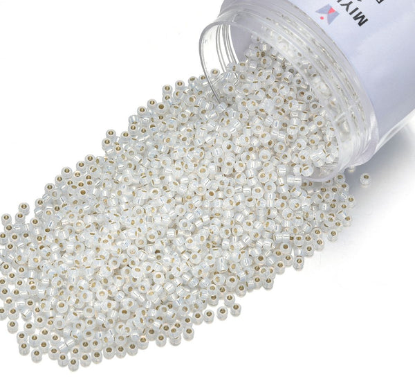 25g Miyuki Rocaille 15/0 Round Seed Bead Silver-lined Opal Alabaster RR-551