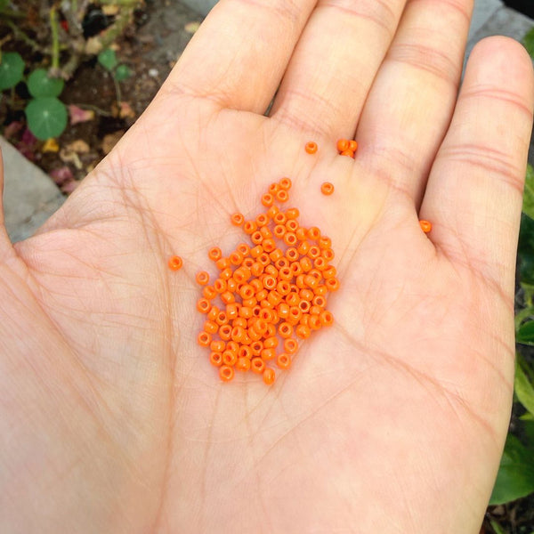 25g Miyuki Rocaille 11/0 Round Seed Beads Opaque Orange RR-406