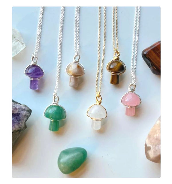 4pcs Natural Green Aventurine Hand Carved Mushroom Gemstone, 20mm Loose Cut Stones, G3P-B9