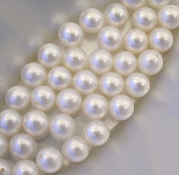 4pcs Natural AAAA Grade High Luster Half Drilled Round Pearls Beads, White Cultured Freshwater Pearls, 5-6mm, Hole ID 0.85mm, PH4-56