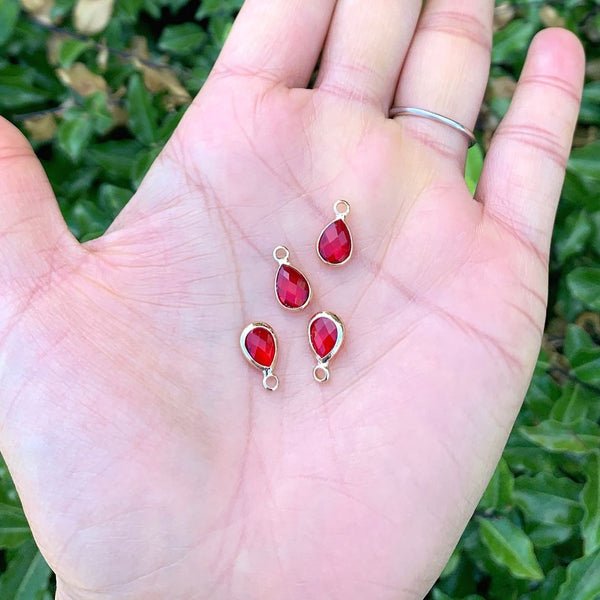 10pcs Grade A January Red Teardrop Birthstone Charm Drop, 18K Yellow Gold Plated Brass, Size Selections: 11x7mm, 14x8mm, 16x9mm