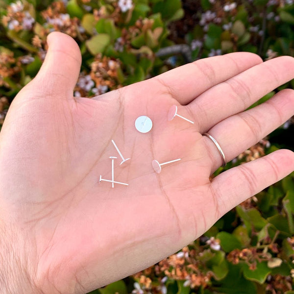 10 Pairs 925 Sterling Silver Earring Posts, Glue On Flat Board, 0.7mm/21 Gauge Pin, 20pcs Plastic Earring Backs, Flat Board Selections: 3/4/6/8mm