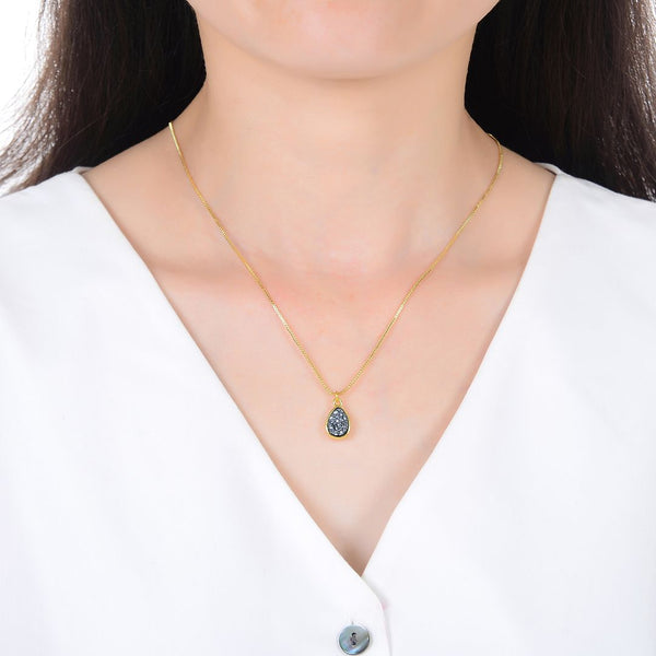 1pc Natural Druzy Crystal Pendant Necklace, Hematite Black Teardrop Small Tiny Gemstone Pendant, 18 inch Gold Plated Stainless Steel Chain, GGP26-4